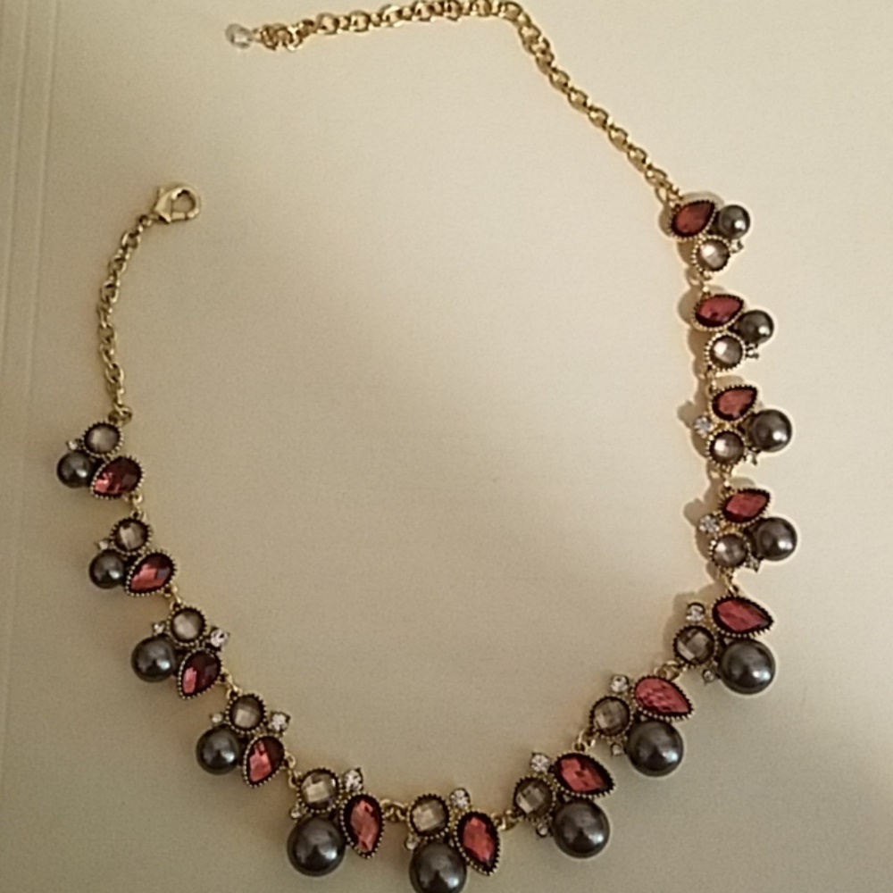 Statement necklace